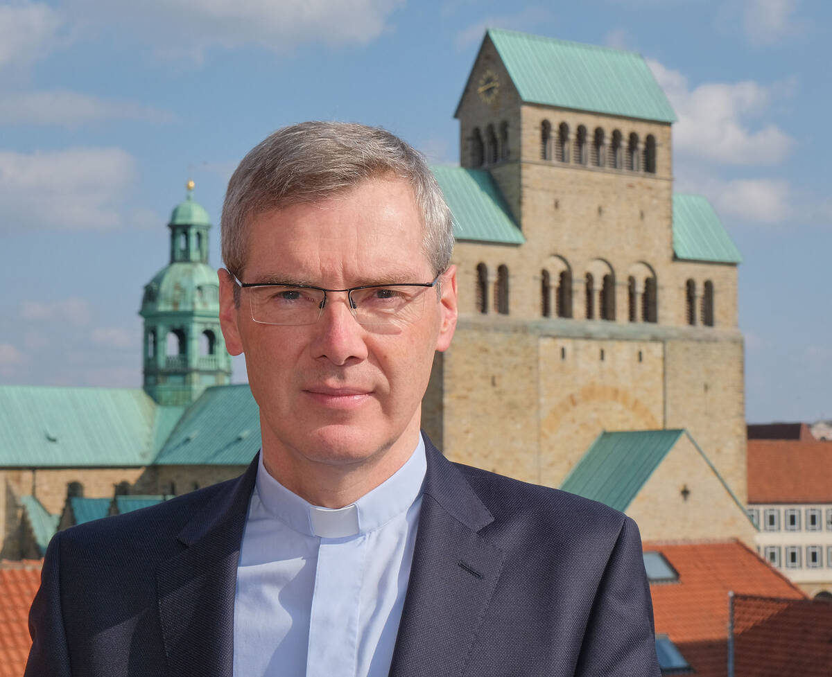Bischof Dr. Heiner Wilmer SCJ